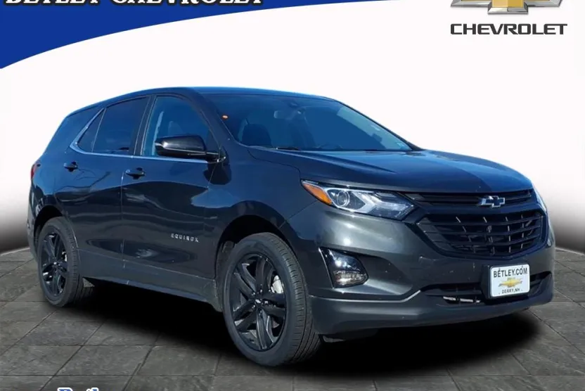 2021 Chevrolet Equinox LT photo 1