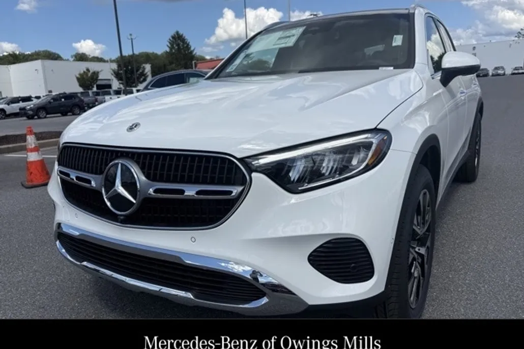 2026 Mercedes Benz GLC 350e 4MATIC photo 1