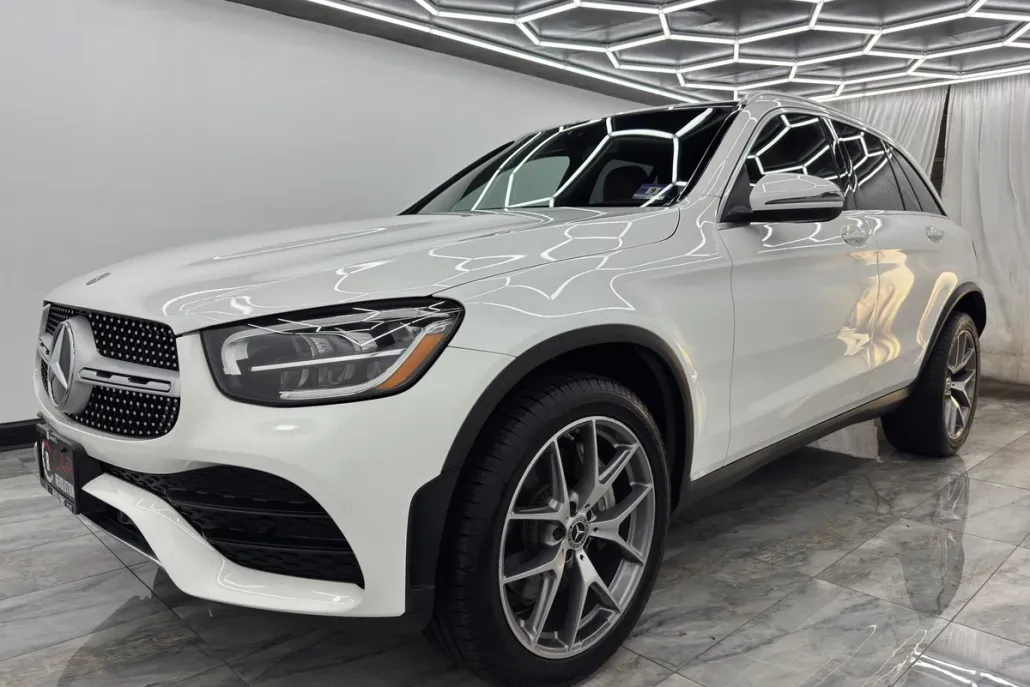 2020 Mercedes Benz GLC 300 4MATIC photo 1