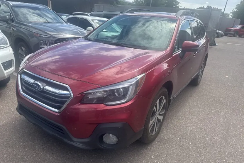 2018 Subaru Outback 2.5i photo 1
