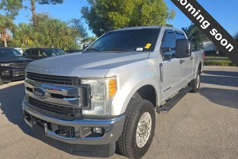 2017 Ford F-250 XLT photo 1