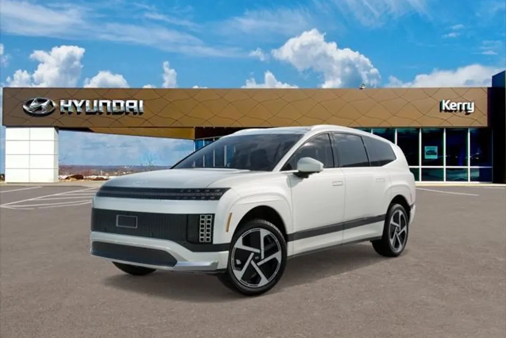 2026 Hyundai Ioniq photo 1