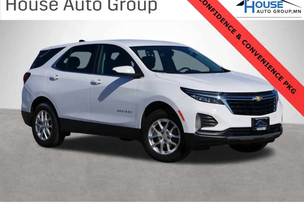 2022 Chevrolet Equinox LT photo 1
