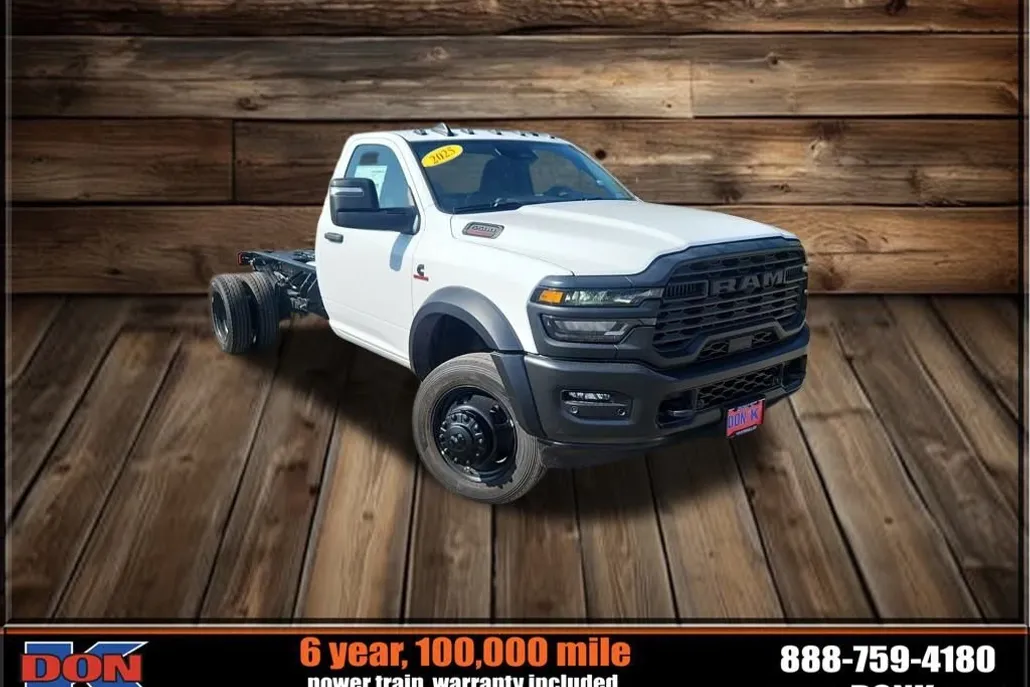 2025 Ram 5500 Tradesman photo 1