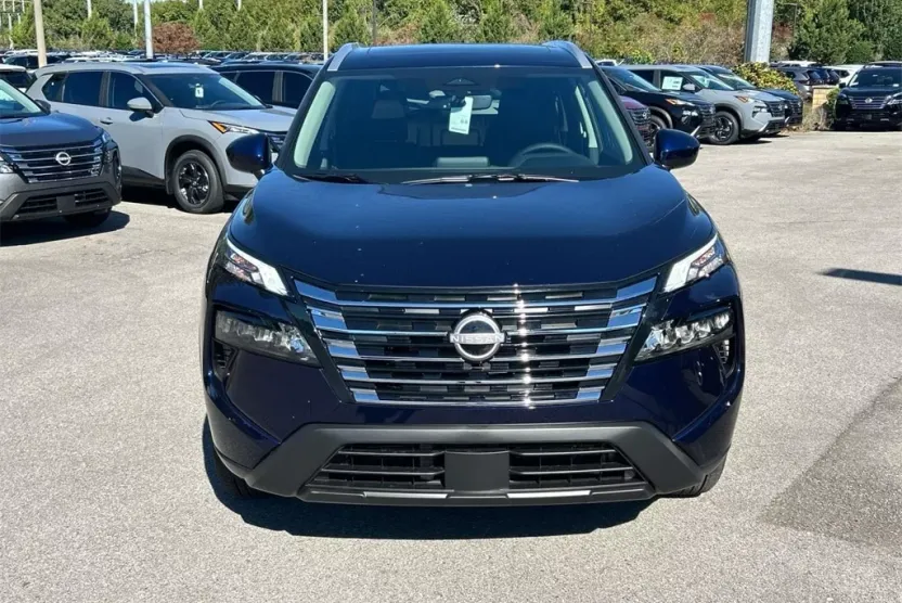 2026 Nissan Rogue SV photo 1