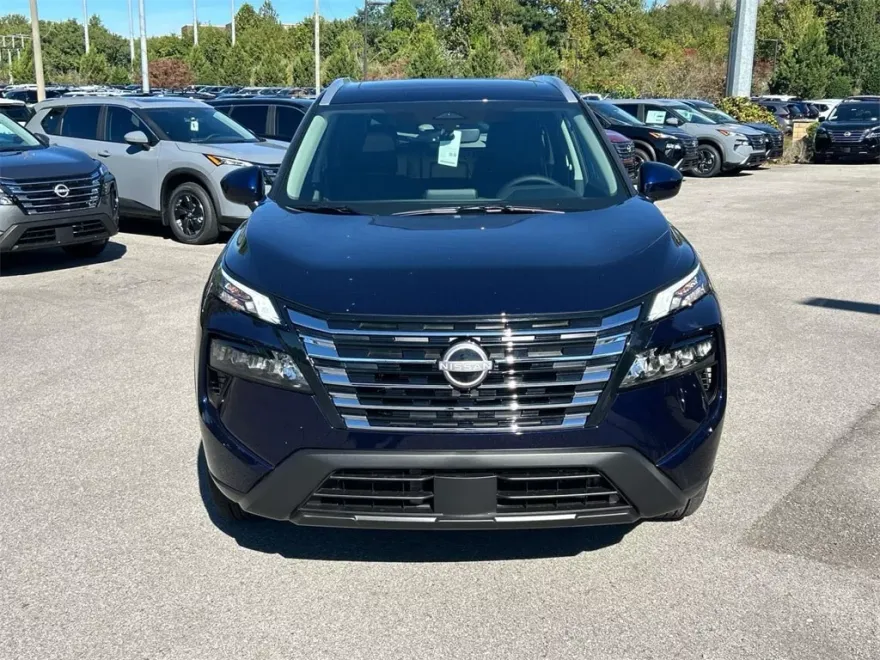2026 Nissan Rogue SV photo 1