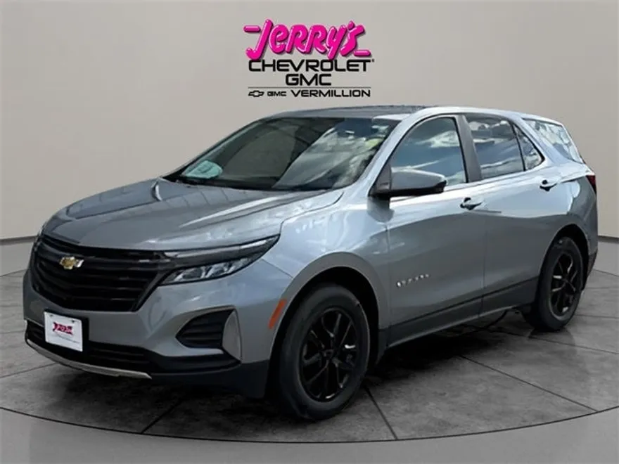2023 Chevrolet Equinox LT photo 1