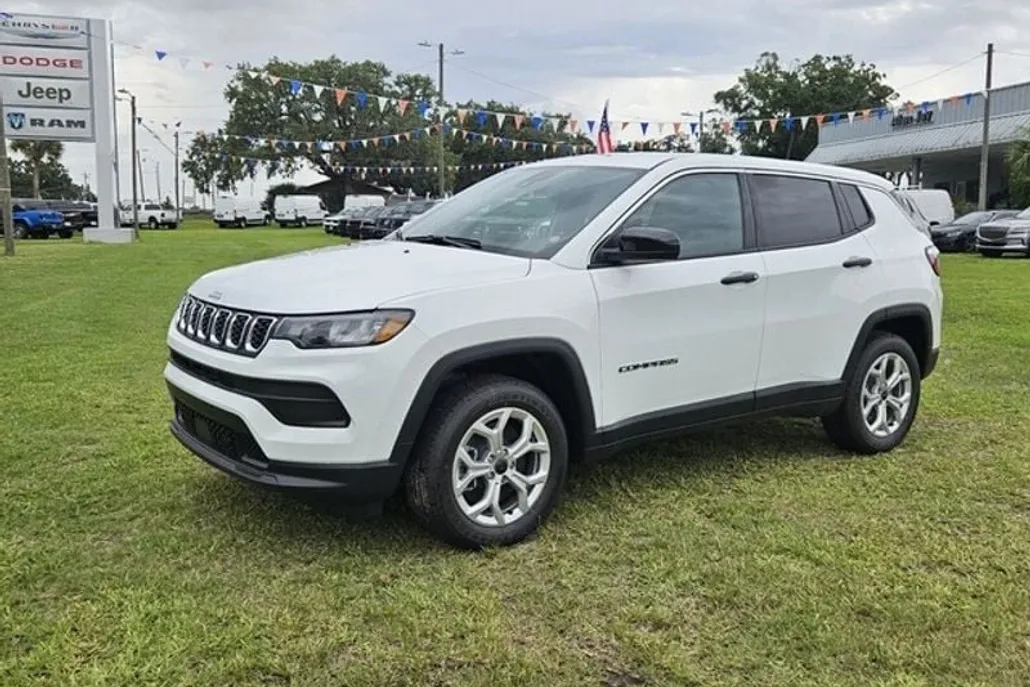 2025 Jeep Compass Sport photo 1