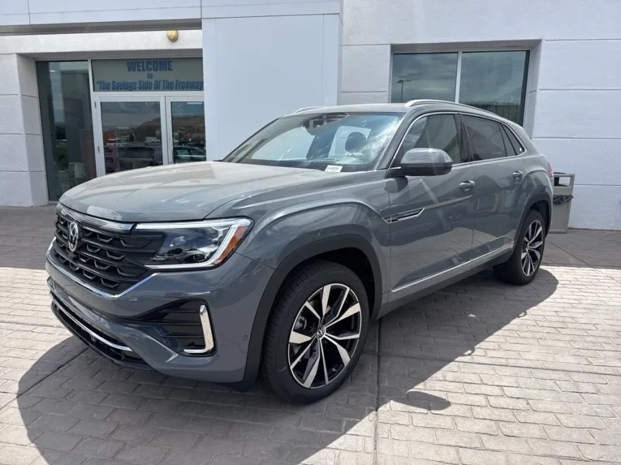 2025 Volkswagen Atlas Cross Sport SEL Premium R-Line photo 1