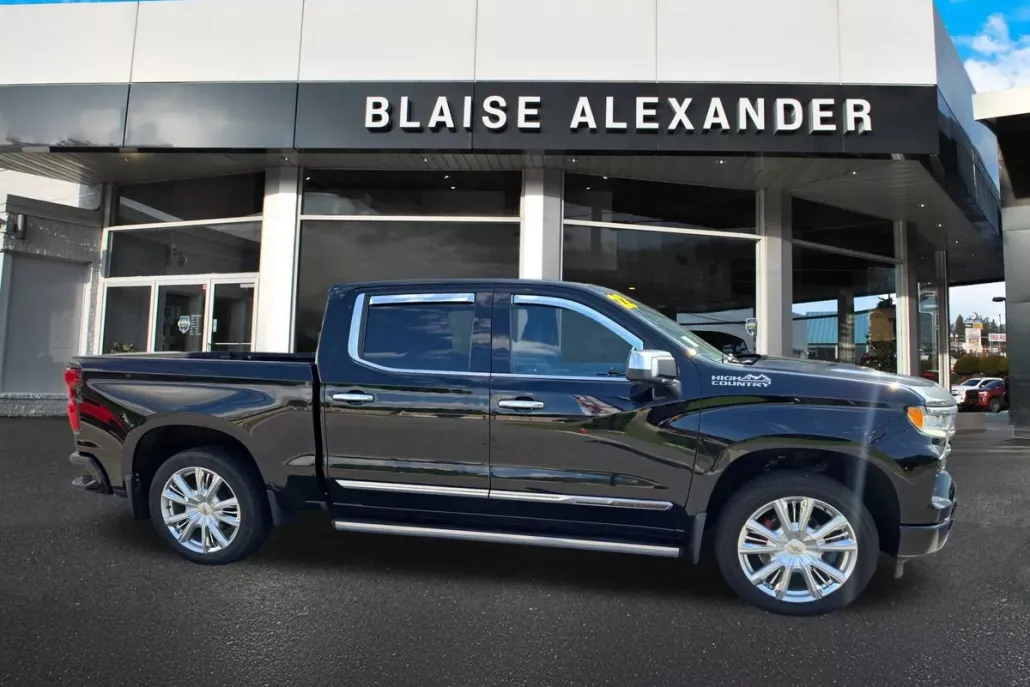 2022 Chevrolet Silverado 1500 High Country photo 1