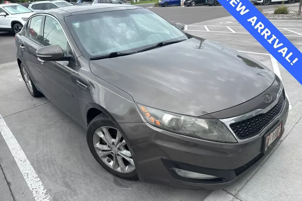 2012 Kia Optima EX photo 1