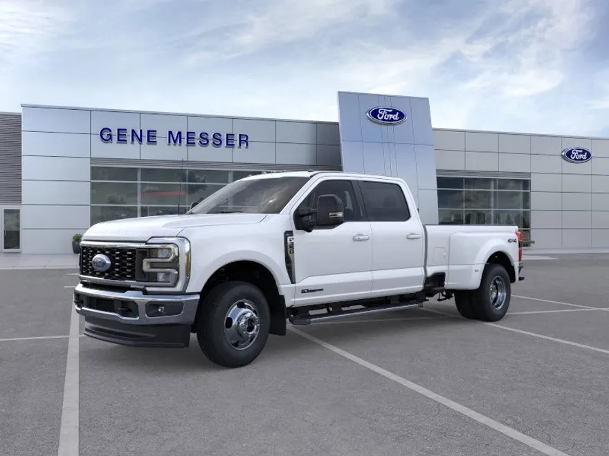 2026 Ford F-350 Lariat photo 1