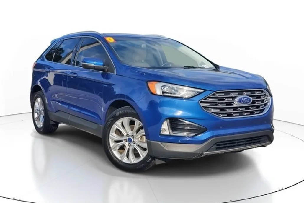 2020 Ford Edge Titanium photo 1