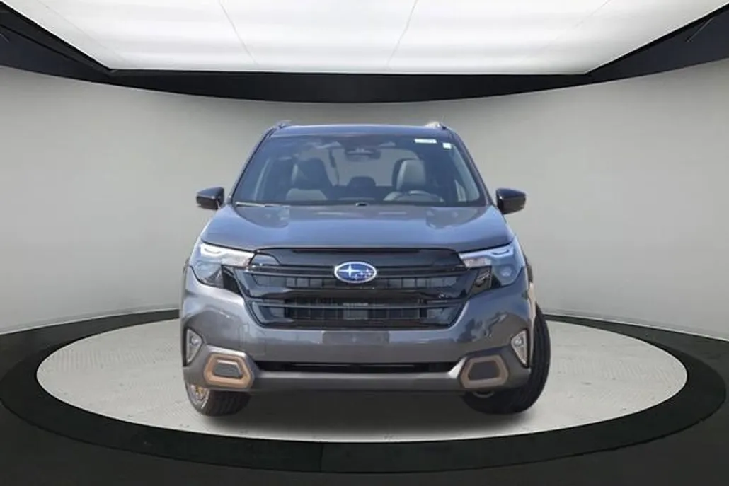 2025 Subaru Forester Sport photo 1