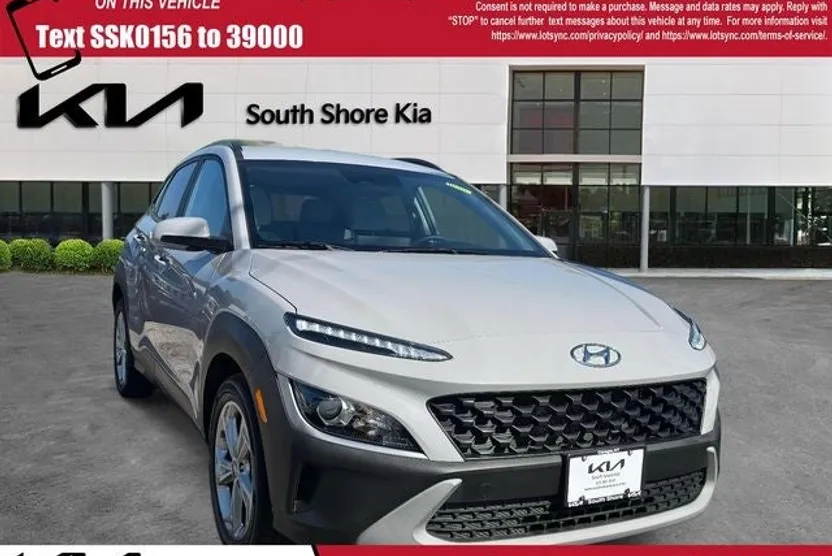 2023 Hyundai Kona SEL photo 1
