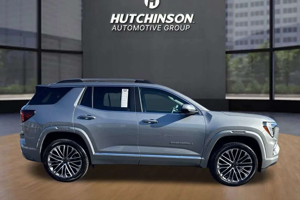 2026 Gmc Terrain Denali photo 1