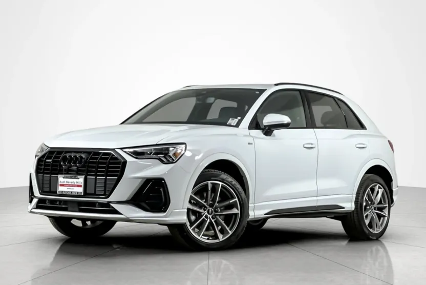 2025 Audi Q3 S line Premium 45 TFSI photo 1