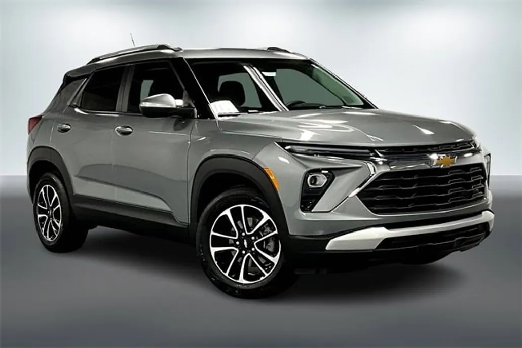 2026 Chevrolet Trailblazer LT photo 1