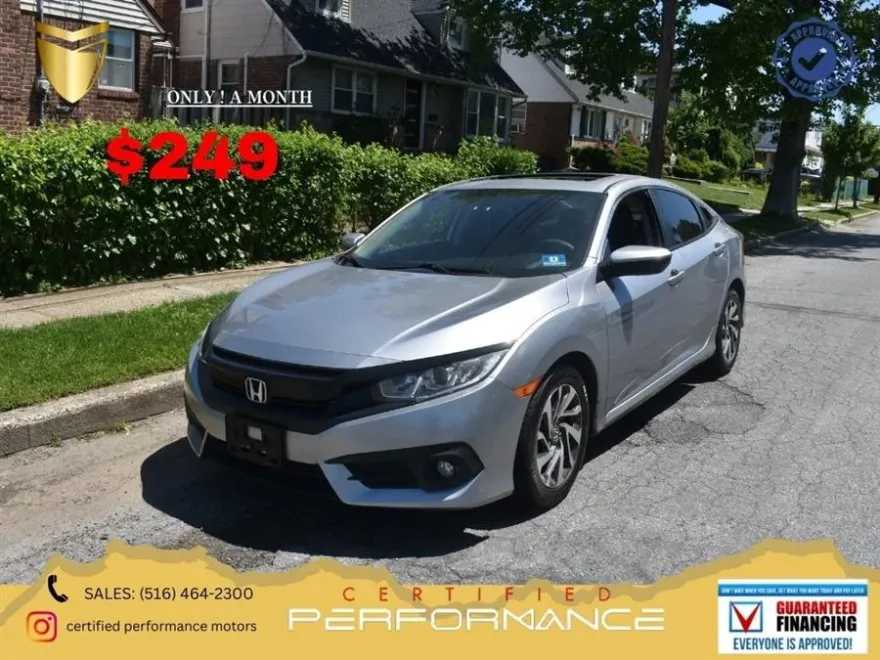 2018 Honda Civic Touring photo 1