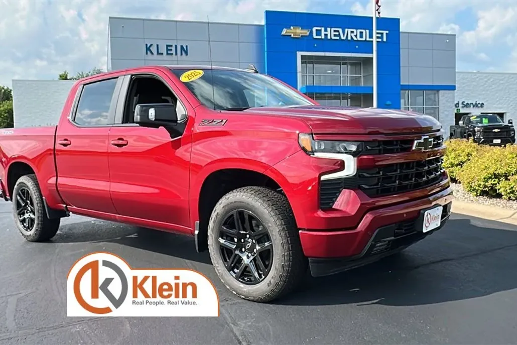 2025 Chevrolet Silverado 1500 RST photo 1