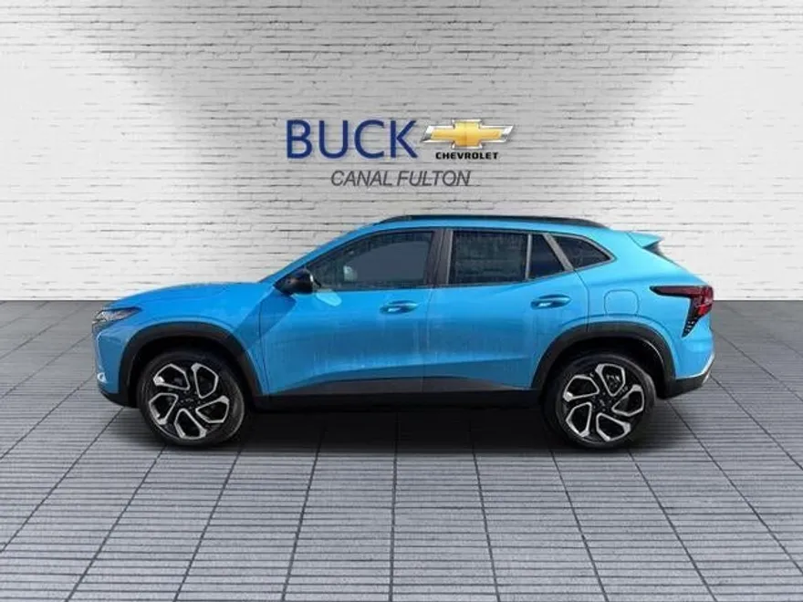 2025 Chevrolet Trax photo 1
