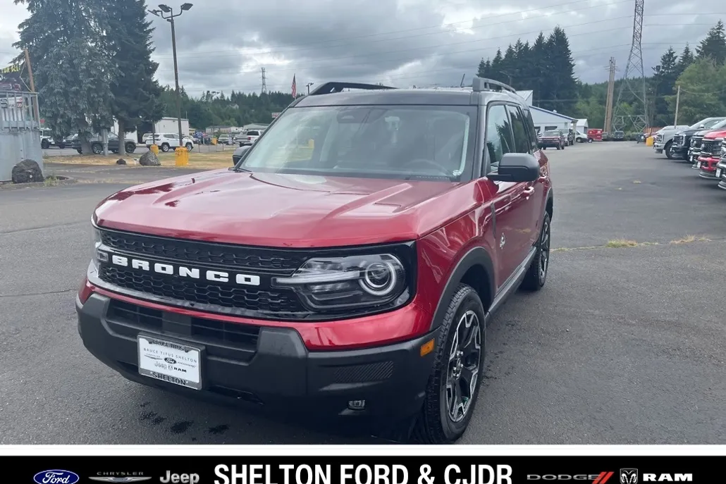 2025 Ford Bronco Sport Outer Banks photo 1
