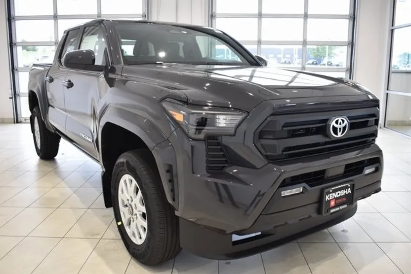 2025 Toyota Tacoma SR5 Double Cab photo 1