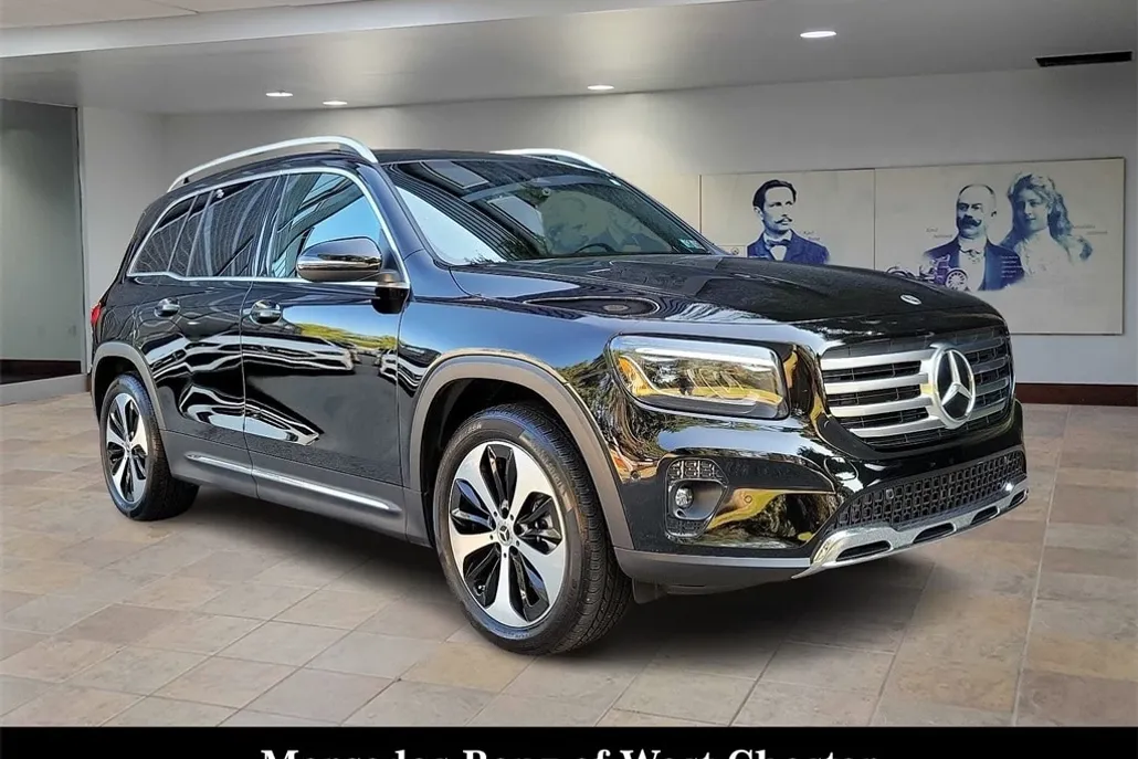 2024 Mercedes Benz GLB 250 photo 1