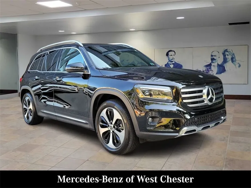 2024 Mercedes Benz GLB 250 photo 1
