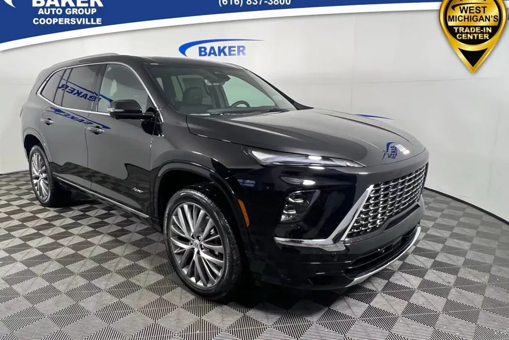 2025 Buick Enclave Preferred photo 1
