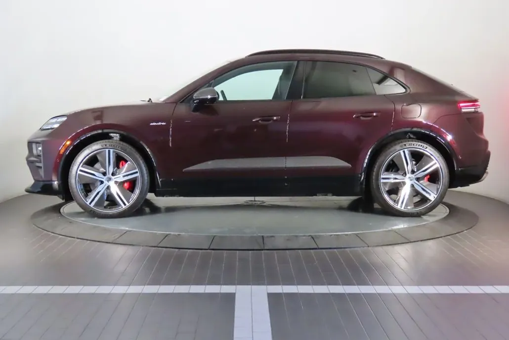 2024 Porsche Macan Turbo Electric photo 1