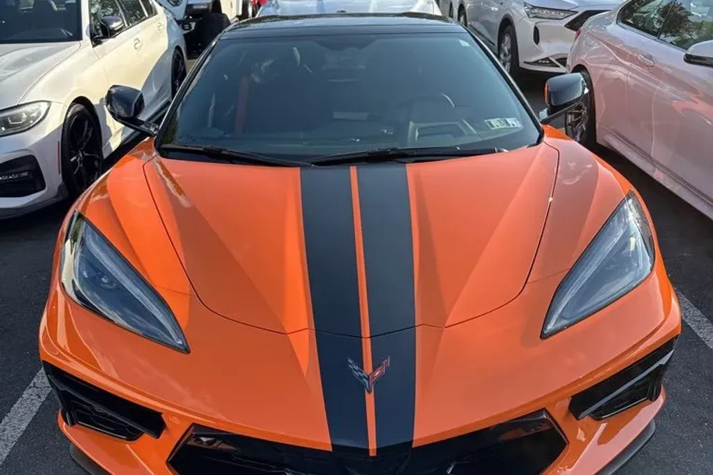 2023 Chevrolet Corvette Stingray 2LT photo 1