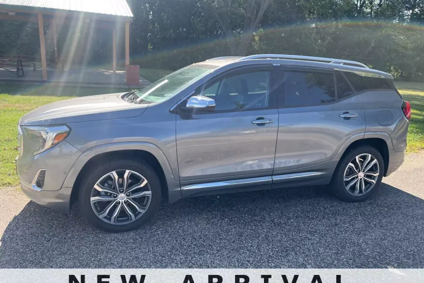 2020 Gmc Terrain Denali photo 1
