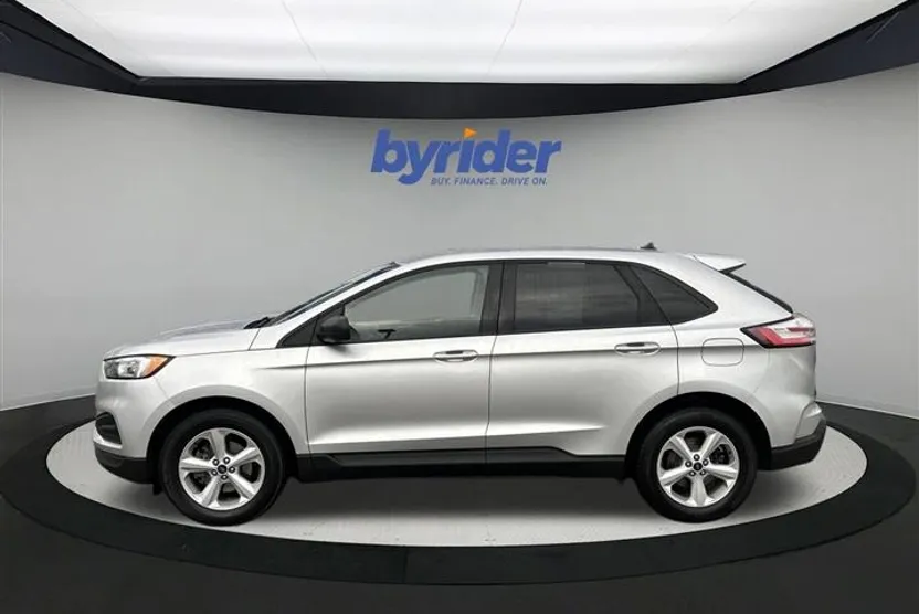 2019 Ford Edge SE photo 1