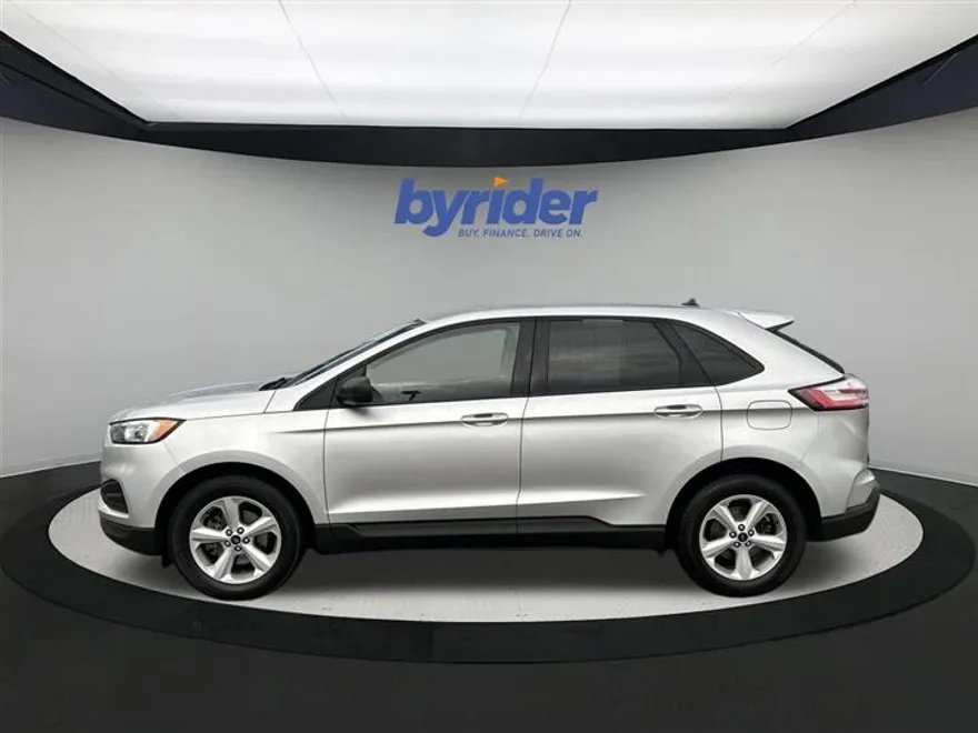 2019 Ford Edge SE photo 1