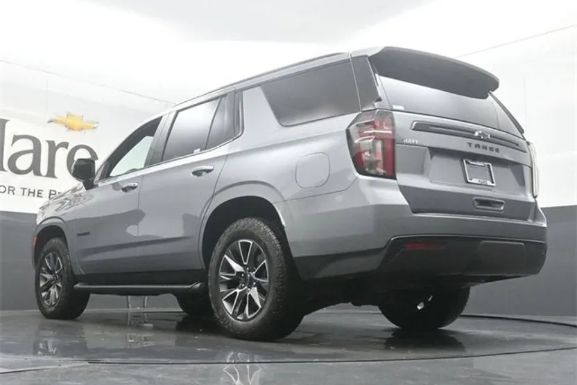 2023 Chevrolet Tahoe Z71 photo 1