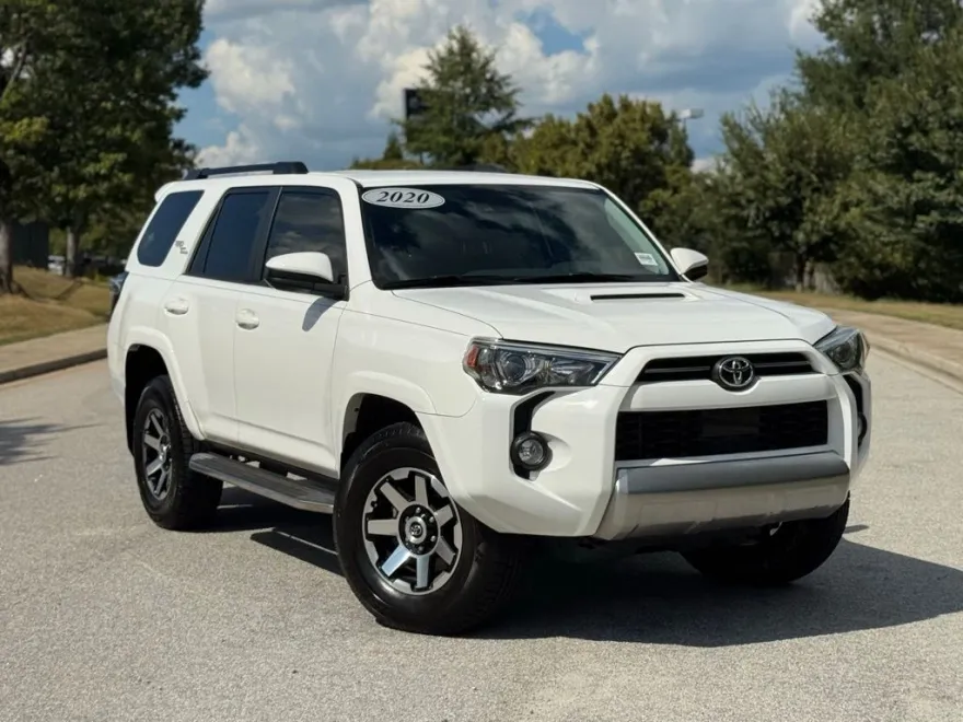 2020 Toyota 4Runner TRD Off-Road Premium photo 1
