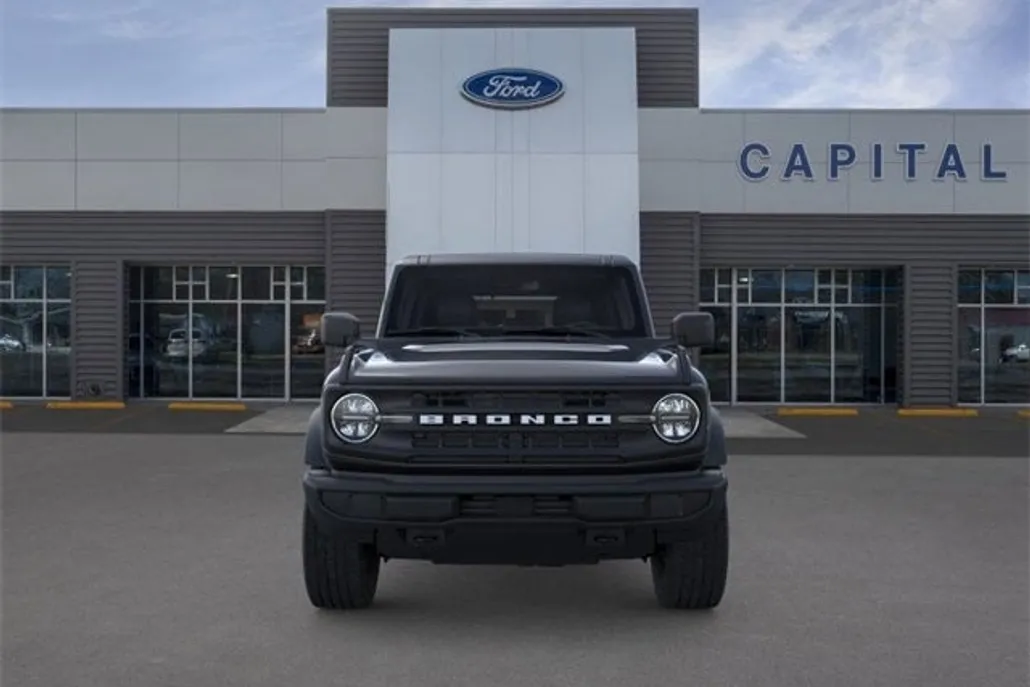 2025 Ford Bronco Base photo 1