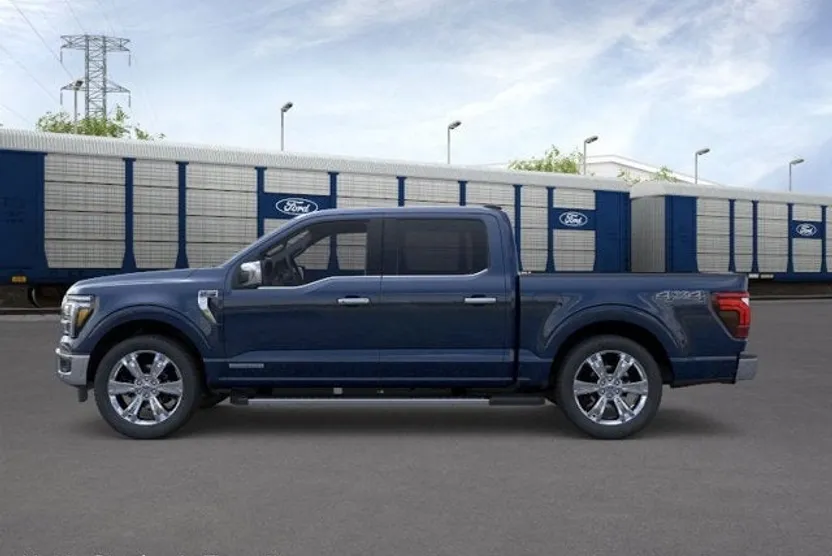 2025 Ford F-150 Lariat photo 1