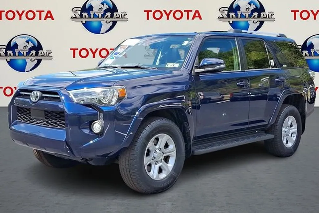 2020 Toyota 4Runner SR5 Premium photo 1