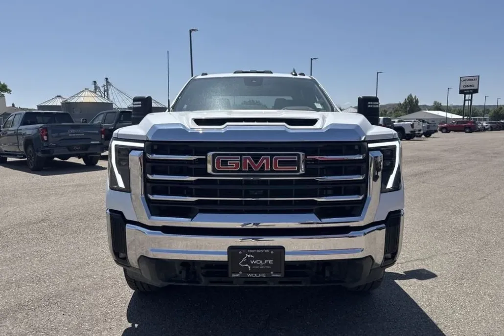 2024 Gmc Sierra 3500 HD SLE photo 1