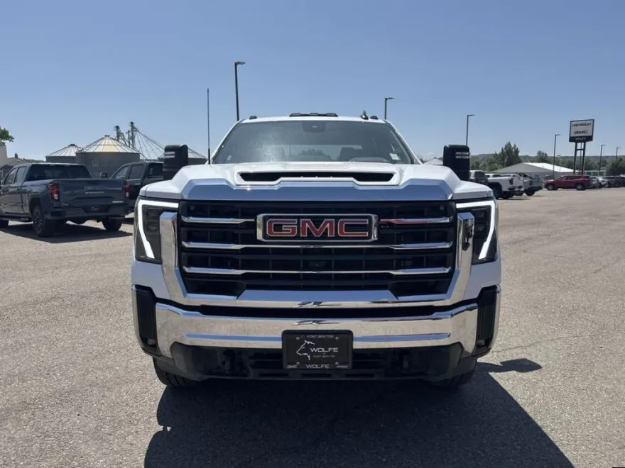 2024 Gmc Sierra 3500 HD SLE photo 1