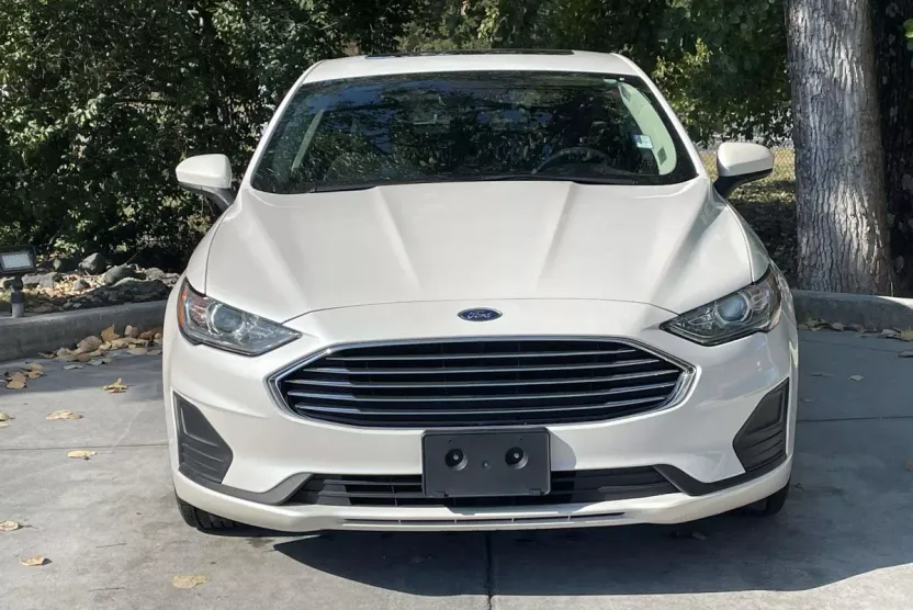 2019 Ford Fusion Hybrid SE photo 1