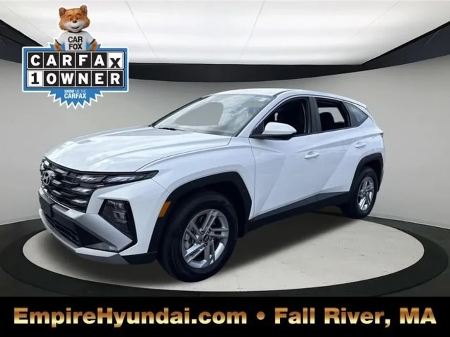 2025 Hyundai Tucson SE photo 1