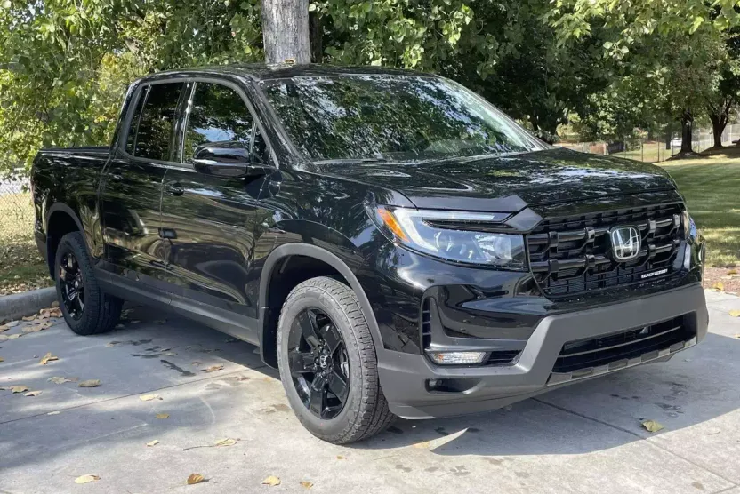 2026 Honda Ridgeline Black Edition photo 1