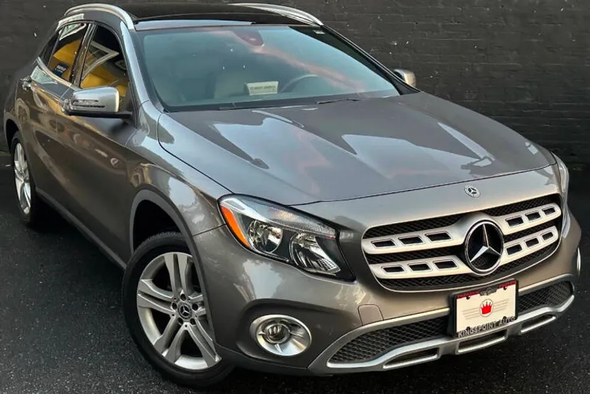 2018 Mercedes Benz GLA 250 4MATIC photo 1