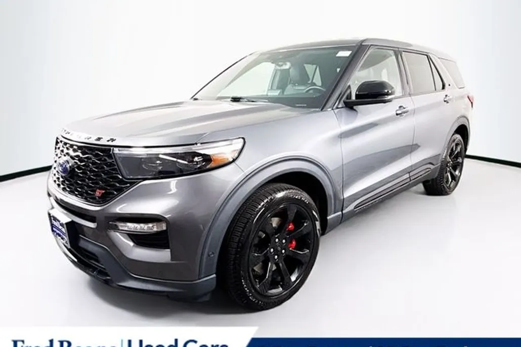 2022 Ford Explorer ST photo 1