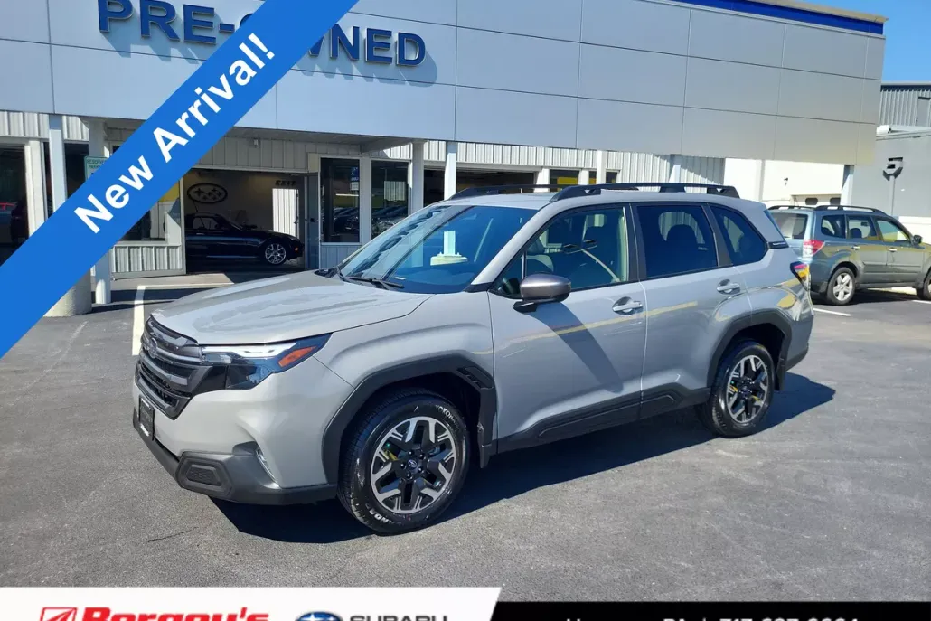 2025 Subaru Forester Premium photo 1