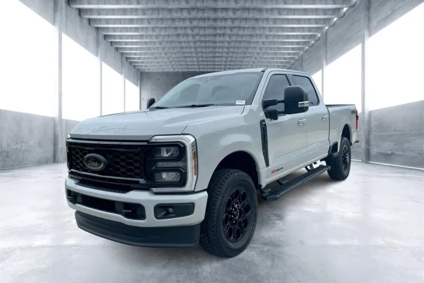 2026 Ford F-350 XLT photo 1