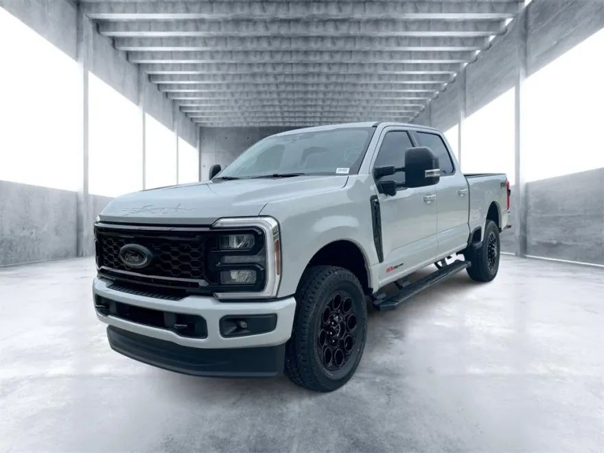 2026 Ford F-350 XLT photo 1